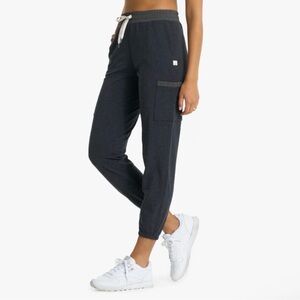 Vuori Vista Women's Gray Charcoal Jogger Pants